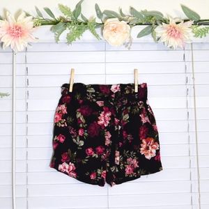 Forever21 – Floral Print High-Rise Shorts